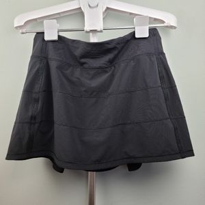 Women's Lululemon Pace Rival Skort Size 6 tall